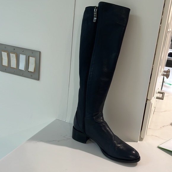 VC Signature Navy Stretch Leather Knee High Boots. 7 - Picture 8 of 10